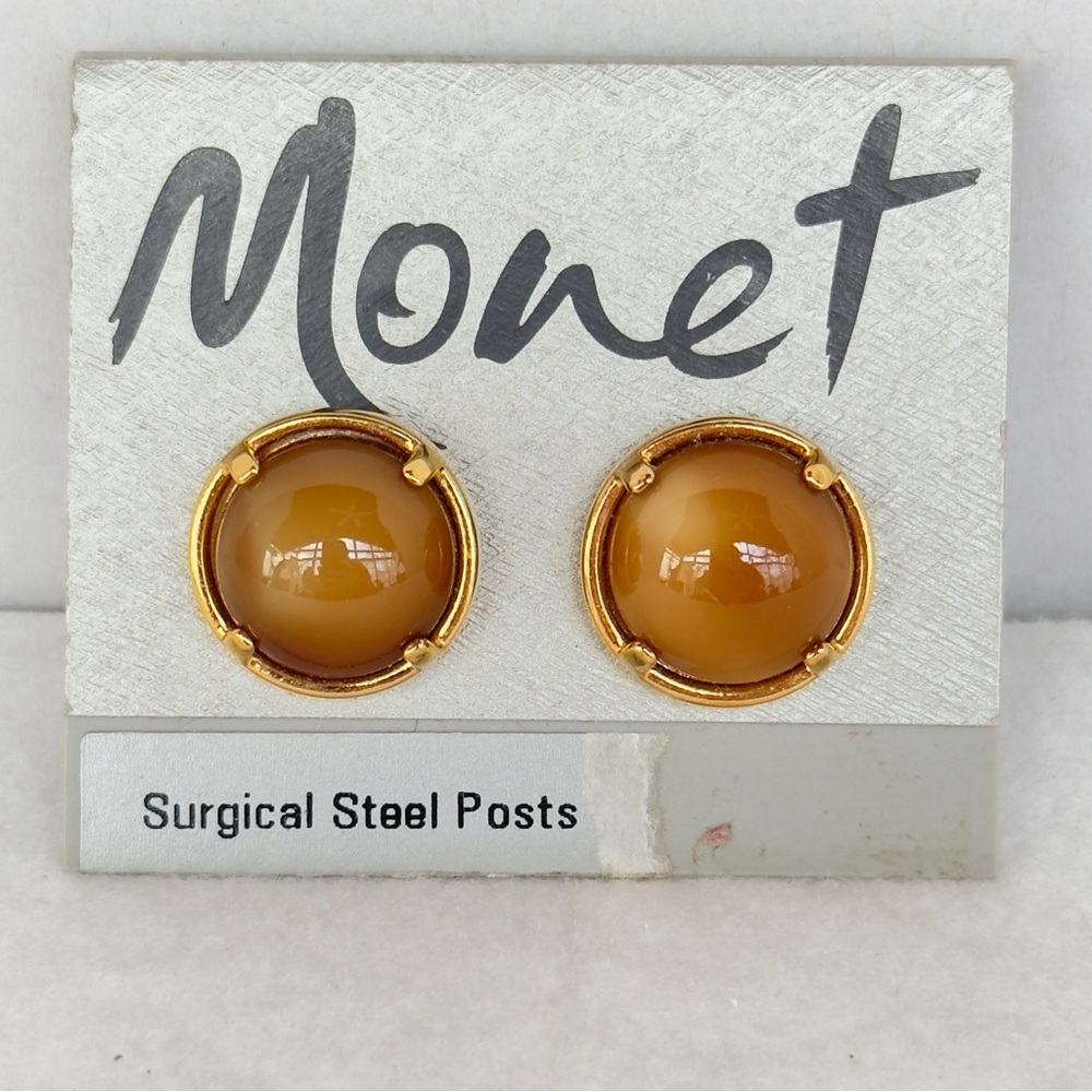 Monet Amber Cabachon Pierced Gold Tone Earrings New On Original Card